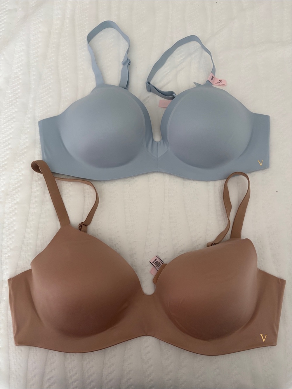 Victoria’s Secret TWO perfect coverage polyamide wire free bras, sz 38C